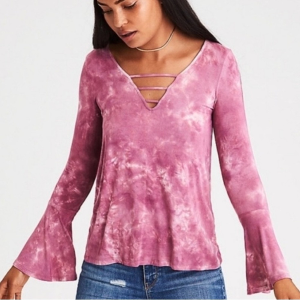122 - American Eagle Outfitters Pink Tie-Dye V-Neck Bell Sleeve Top
